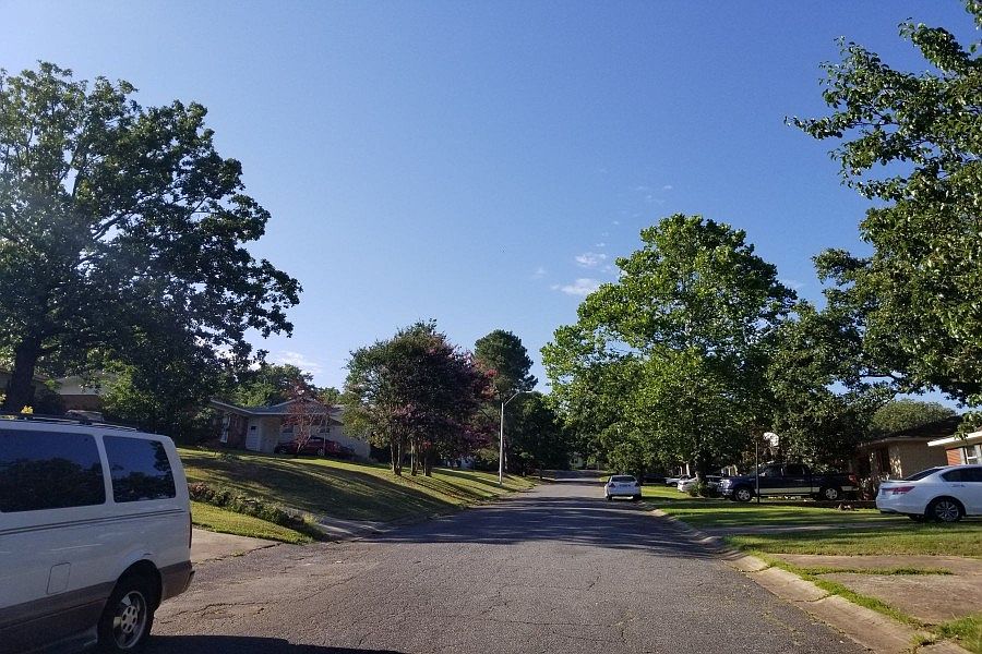 2nd image of 5321 Schaer St
