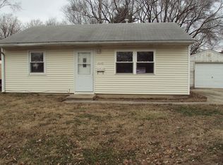1049 Bel Aire Dr, Rantoul, IL 61866