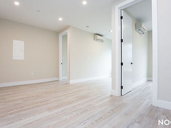 5th image of 383 Knickerbocker Ave #2G