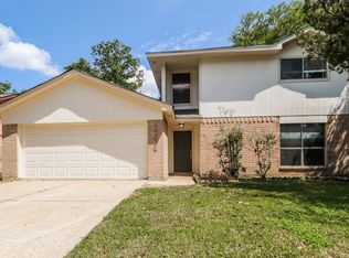 16818 Swanmore Dr, Humble, TX 77396