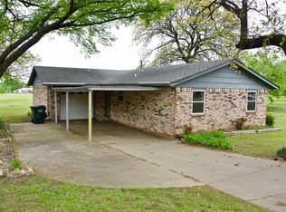 306 Tall Oak Dr, Henryetta, OK 74437