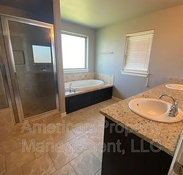 5312 Charleston Dr — Photo 18