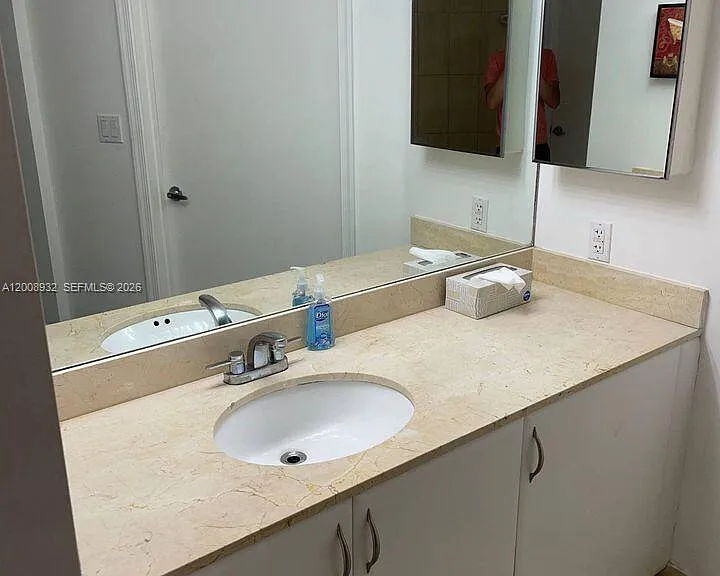 1750 N Bayshore Dr #2514 — Photo 11