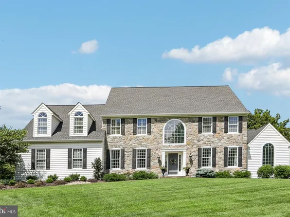 3696 Coldbrook Cir, Doylestown, PA 18902