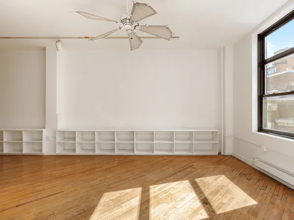 161 West 15th Street image 8 of 13