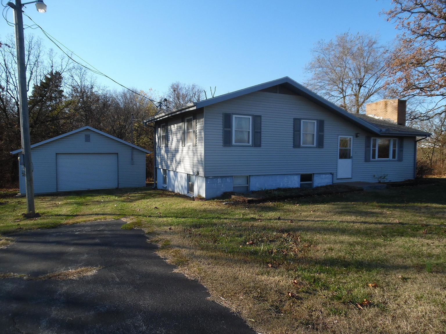 14403 State Highway 37 Cassville Mo 65625 Zillow