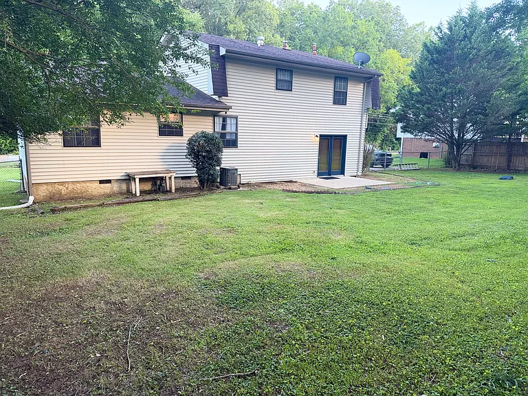 7111 Middle Valley Rd — Photo 24