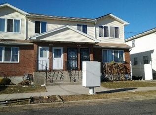 6226 Elizabeth Rd, Arverne, NY 11692