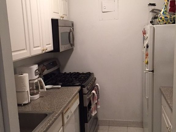 4th image of 345 E 80th St APT 22D