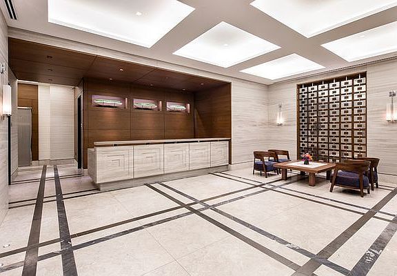 4th image of 227 W 77th St APT 4B