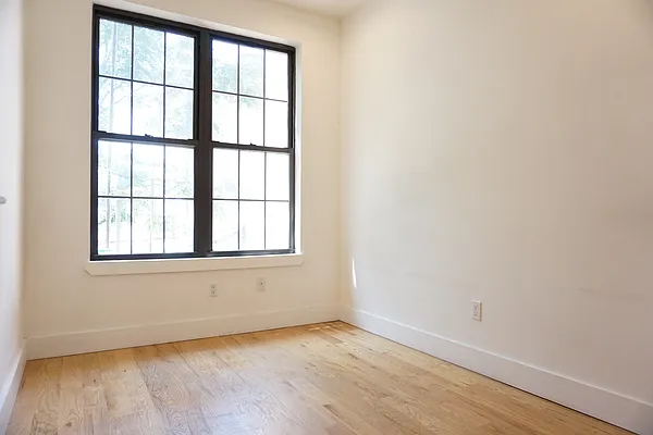 Rented by Rennit Inc. | media 14