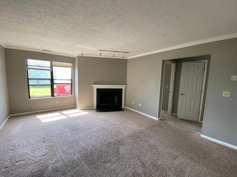1st image of 2701 Greystone Dr APT D