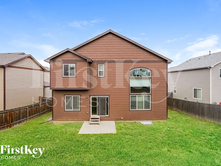 7724 Landover Ln — Photo 15