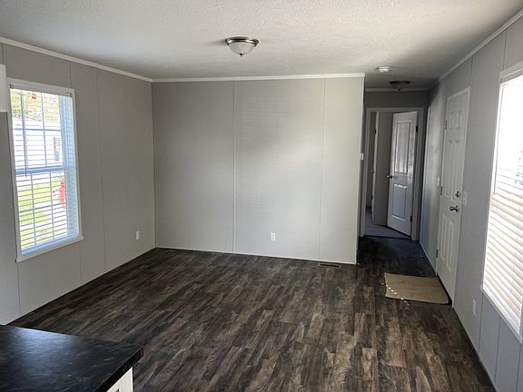 5th image of 621 W Elm Ave #167