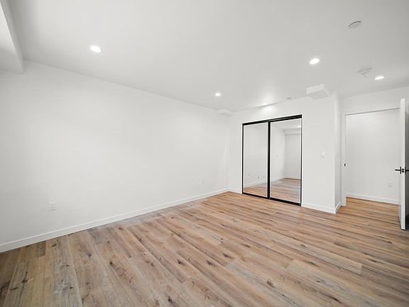 3rd image of 6055 Craner Ave #2