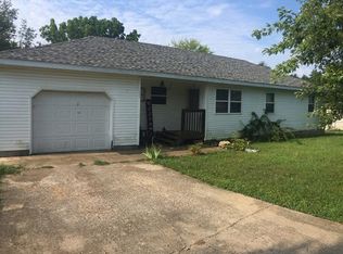 103 Autumn Dr, Cabool, MO 65689