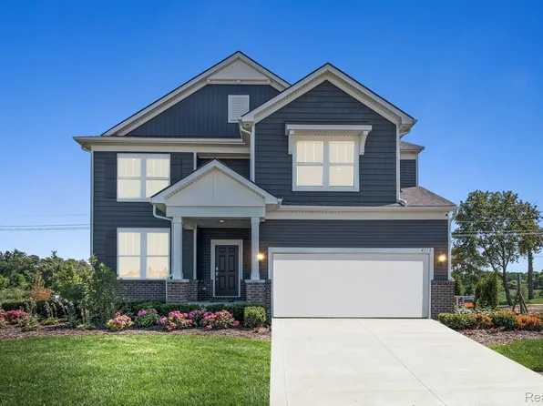4773 Marquette Dr, Milford, MI 48381