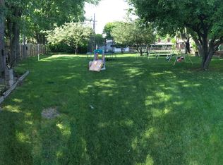 18227 Stephens Dr, Eastpointe, MI 48021