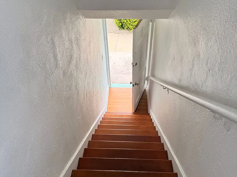 2471 W Ave 32 — Photo 49