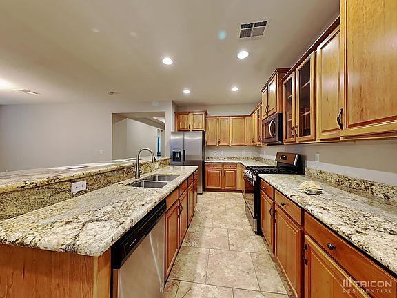 4th image of 7561 W Berridge Ln