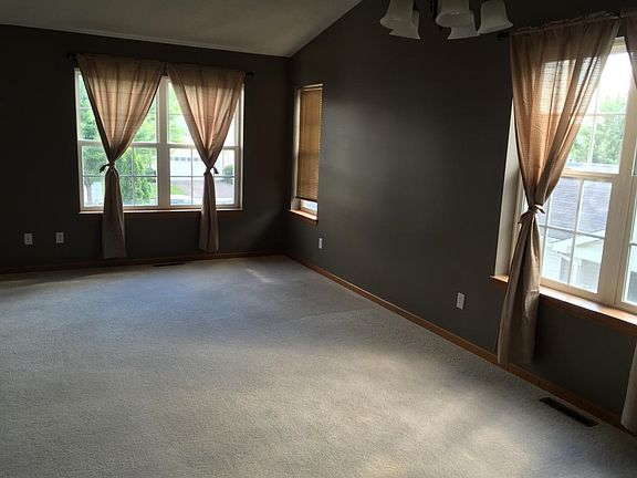 5th image of 1023 Providence Dr #Townhouse