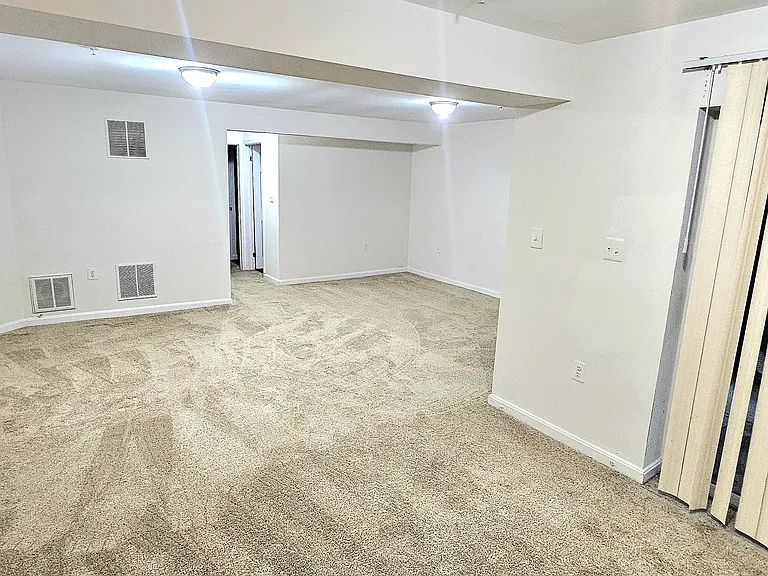 44 Bensmill Ct — Photo 22