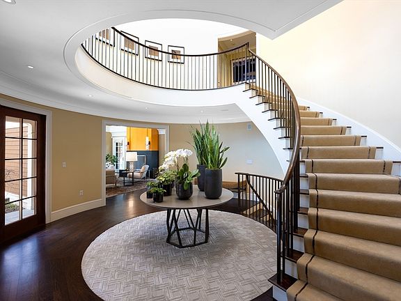 2nd image of 1 Chestnut Pl