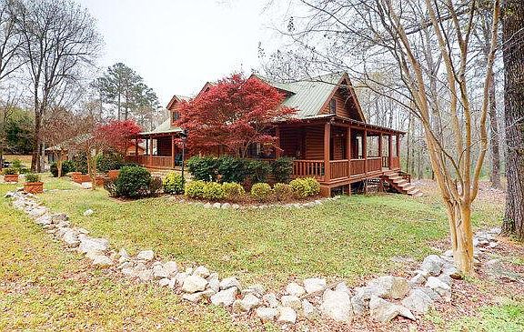 3rd image of 1020 Indigo Ct