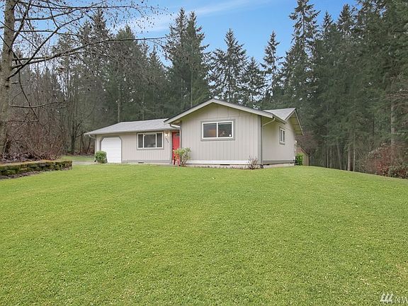 2nd image of 14818 Evergreen Ln NW