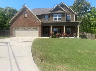 24 Fast Ln, Seale, AL 36875