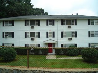 484 Victory Hwy APT 4, North Smithfield, RI 02896
