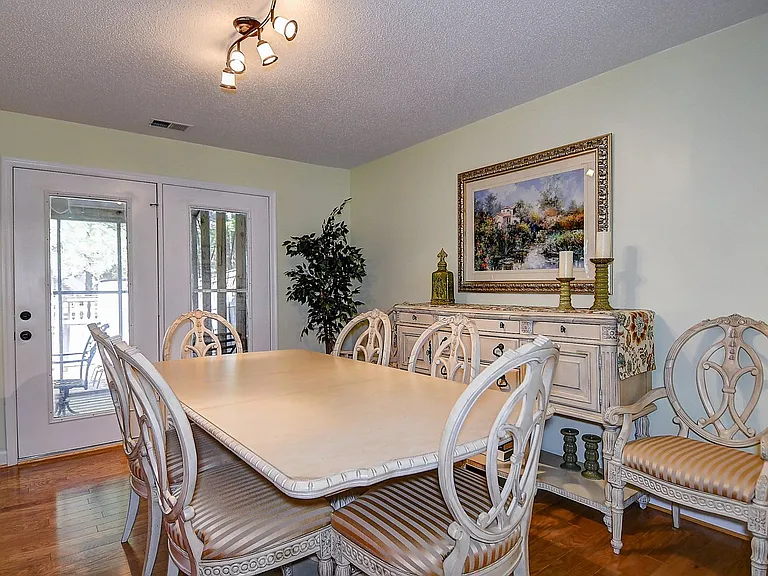 306 Esplanade Pl — Photo 7