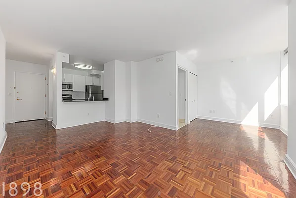 Rented by A&E Real Estate Management | media 25