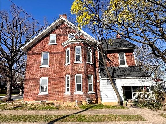2nd image of 1540 Easton Ave