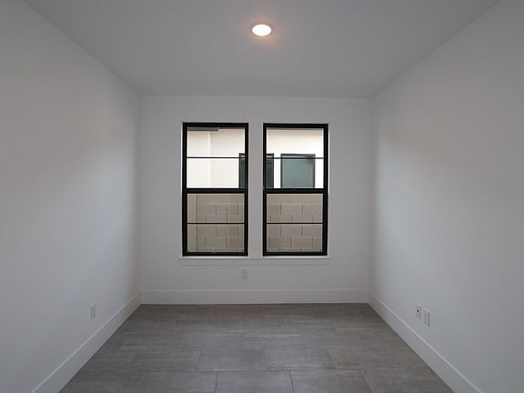 4th image of 4147 S Springs Dr
