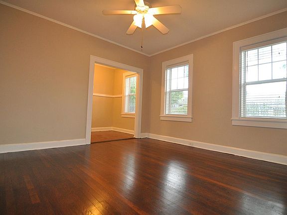 5th image of 2104 W Hills Ave