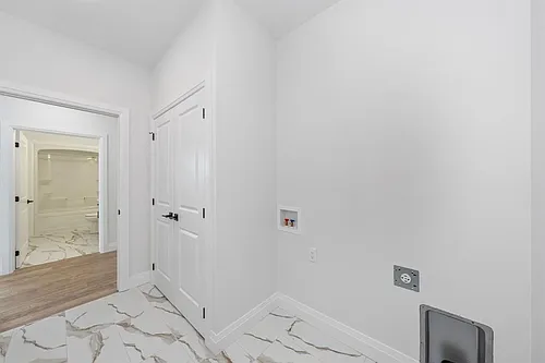 House in North Middlesex, Parkhill - More