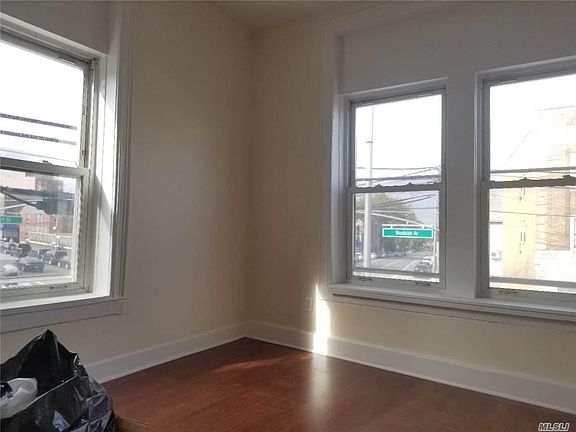 4th image of 6902 Woodside Ave APT 2F