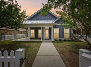 923 Hudson Ln, New Braunfels, TX 78130