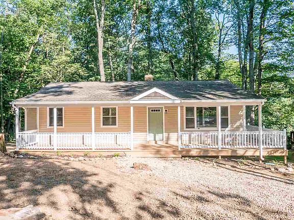 3rd image of 233 Jessamine Pl