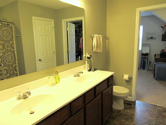 4th image of 5354 W Hoge Dr