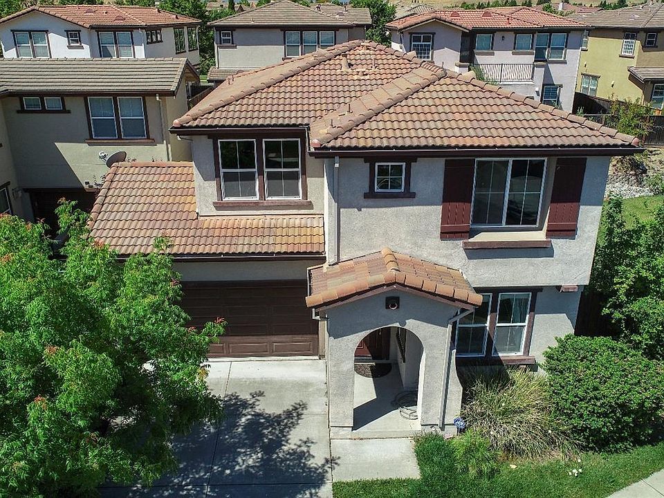 1st image of 870 Walden Ct