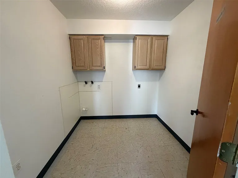 516 Battlebell Rd — Photo 17