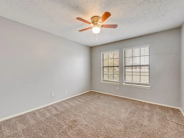 600 Grand Ave #112 — Photo 16