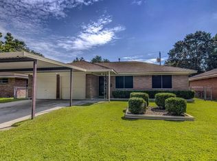 225 Robin St, Deer Park, TX 77536