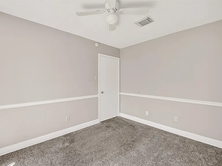 12403 Meadow Ridge Dr — Photo 31