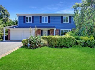 25 Lloyd Ln, Nesconset, NY 11767