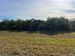24 Donlon Dr #37, Rotonda West, FL 33947