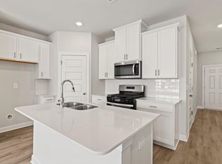 311 Hampton George Ct, Greer, SC 29651