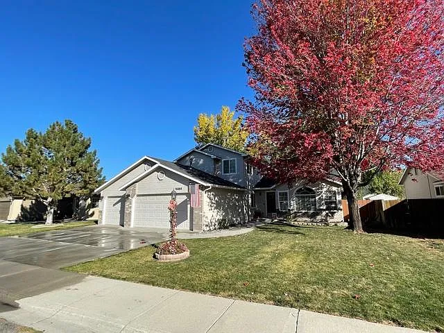 4 bed, 1889 sqft, $2,700 — Photo 3